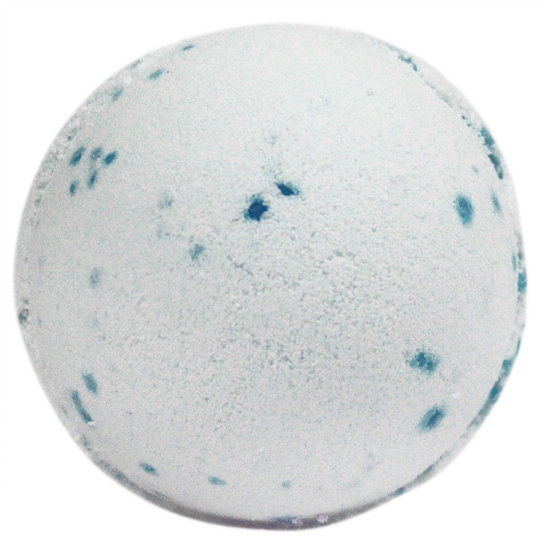 A large 180g white round bath bomb with blue speckles, featuring a fresh and invigorating ocean fragrance.