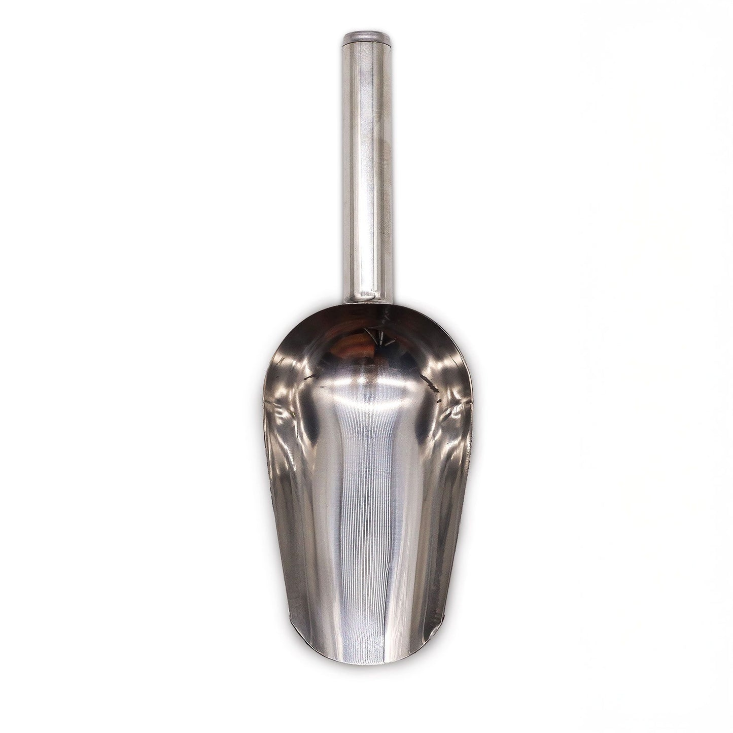A single polished stainless steel scoop, ideal for measuring bath salts, powders, or loose leaf tea.