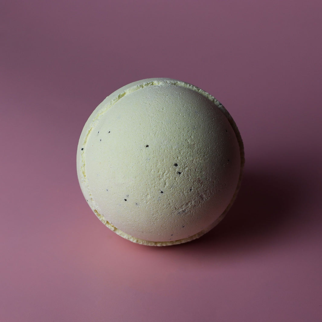 Simply Vanilla Bath Bombs (16x180g)