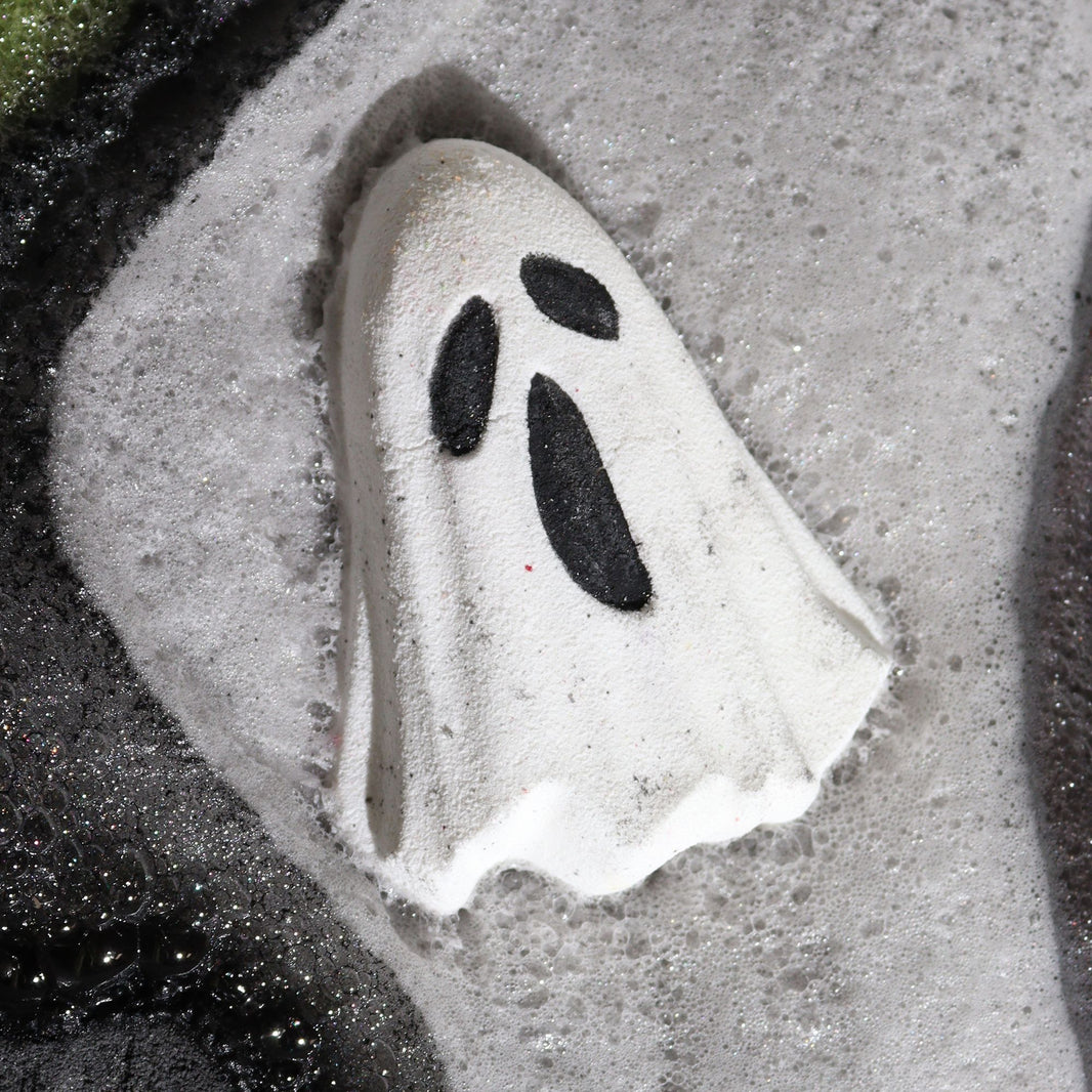 Ghost Bath Bomb 65g