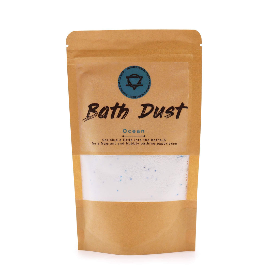 A 190g eco-friendly pouch containing blue and white fizzy bath dust with a fresh ocean fragrance.