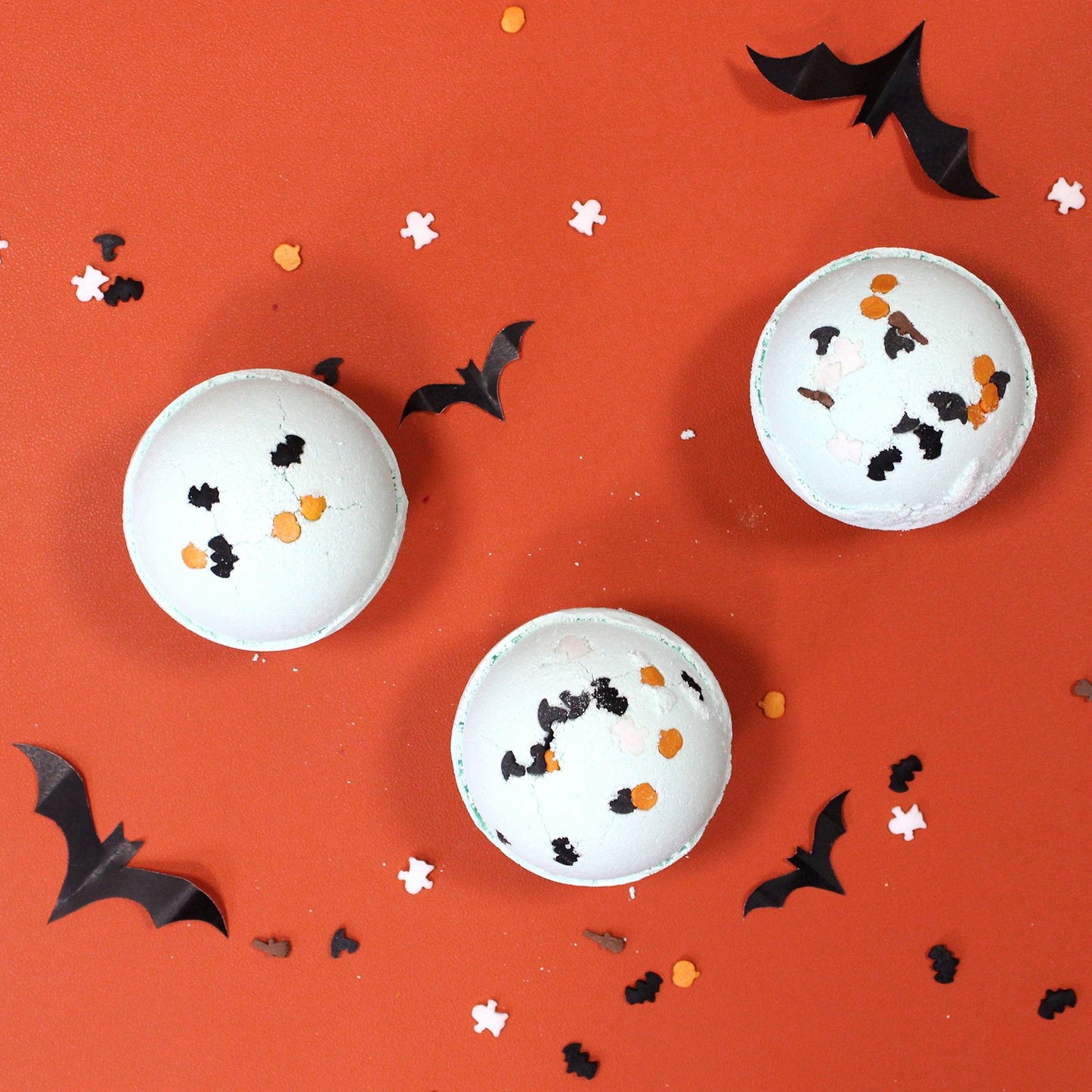 Coconut & Lime Halloween Bath Bomb 180g